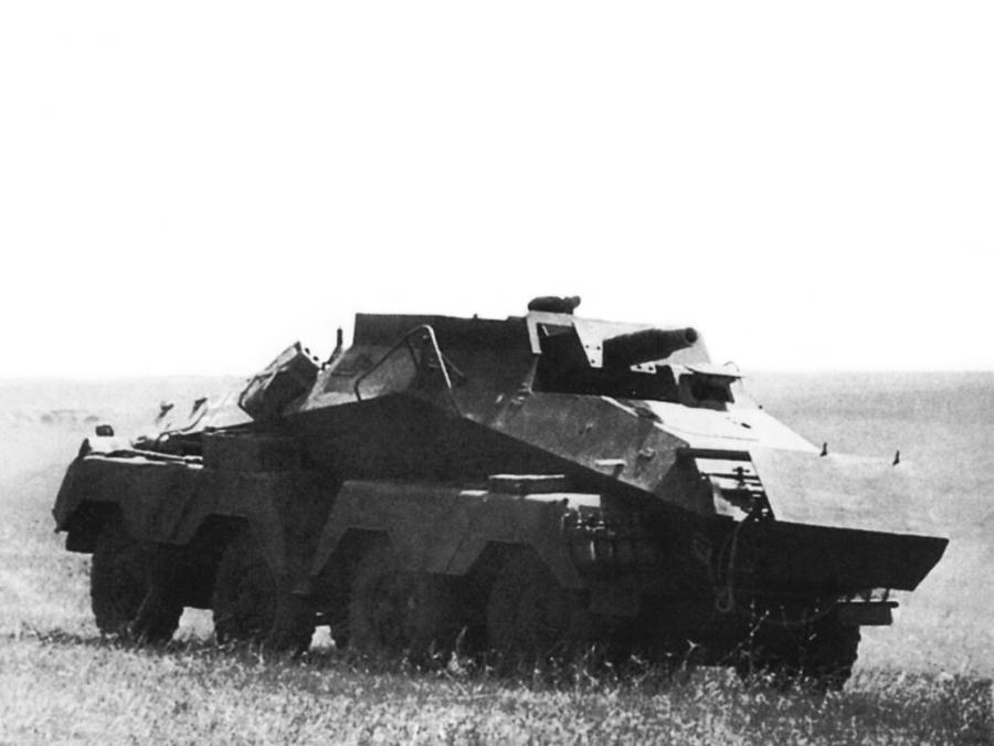  Bussing NAG GS SD.KFZ.233 1942 года  (фото 2 из 2)